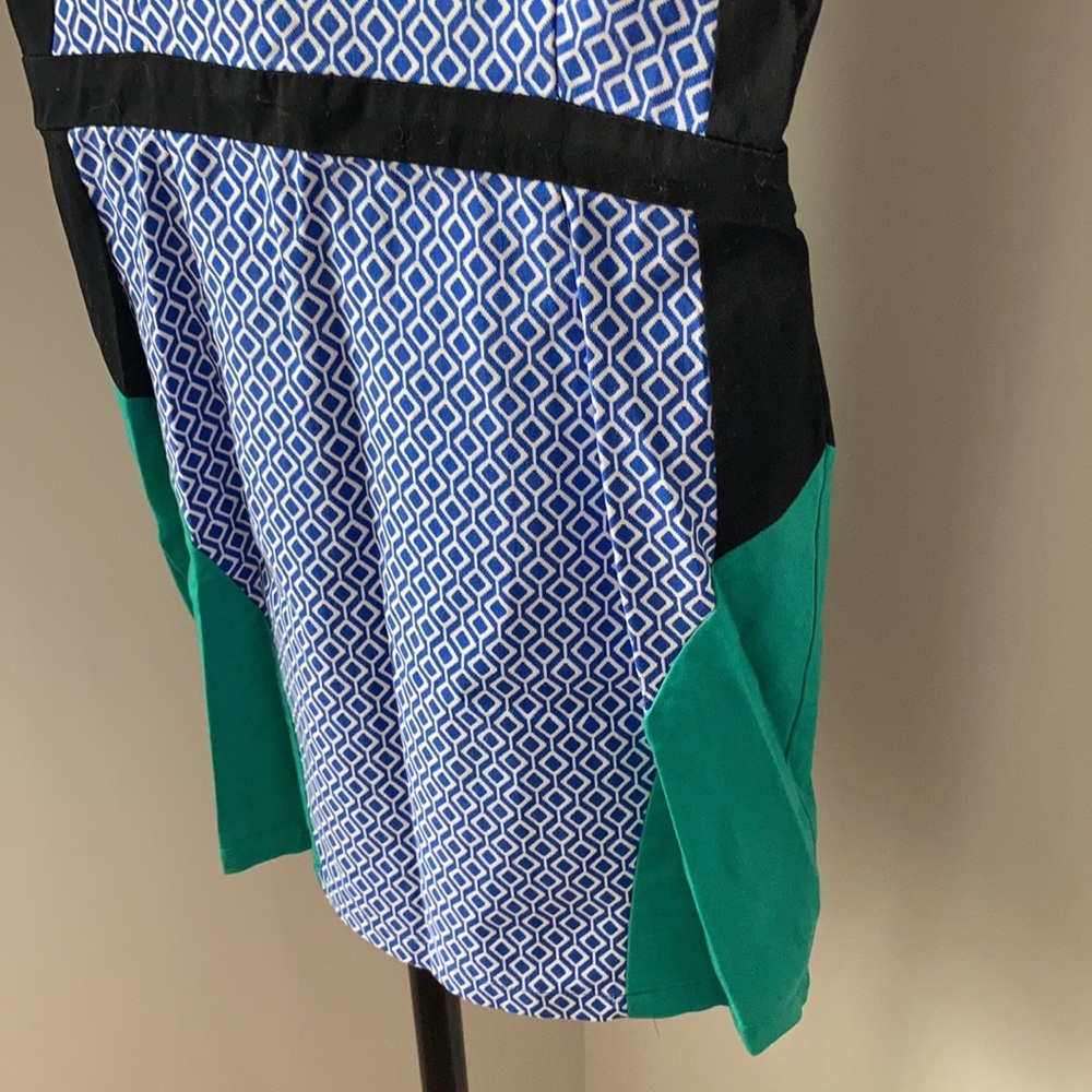 Dress - Picture 3 of 5